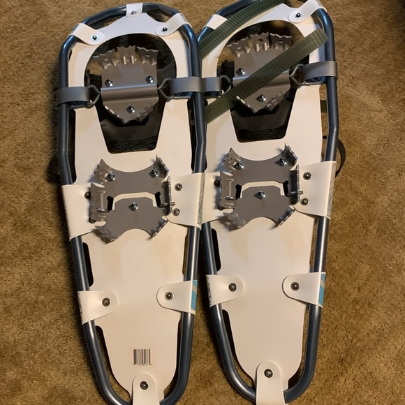 GV Snowshoes for women NWOT - Picture 6 of 8